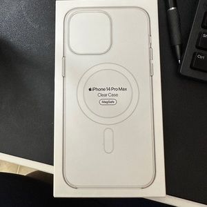 Brand New - Never used iPhone 14 Pro Max MagSafe Case